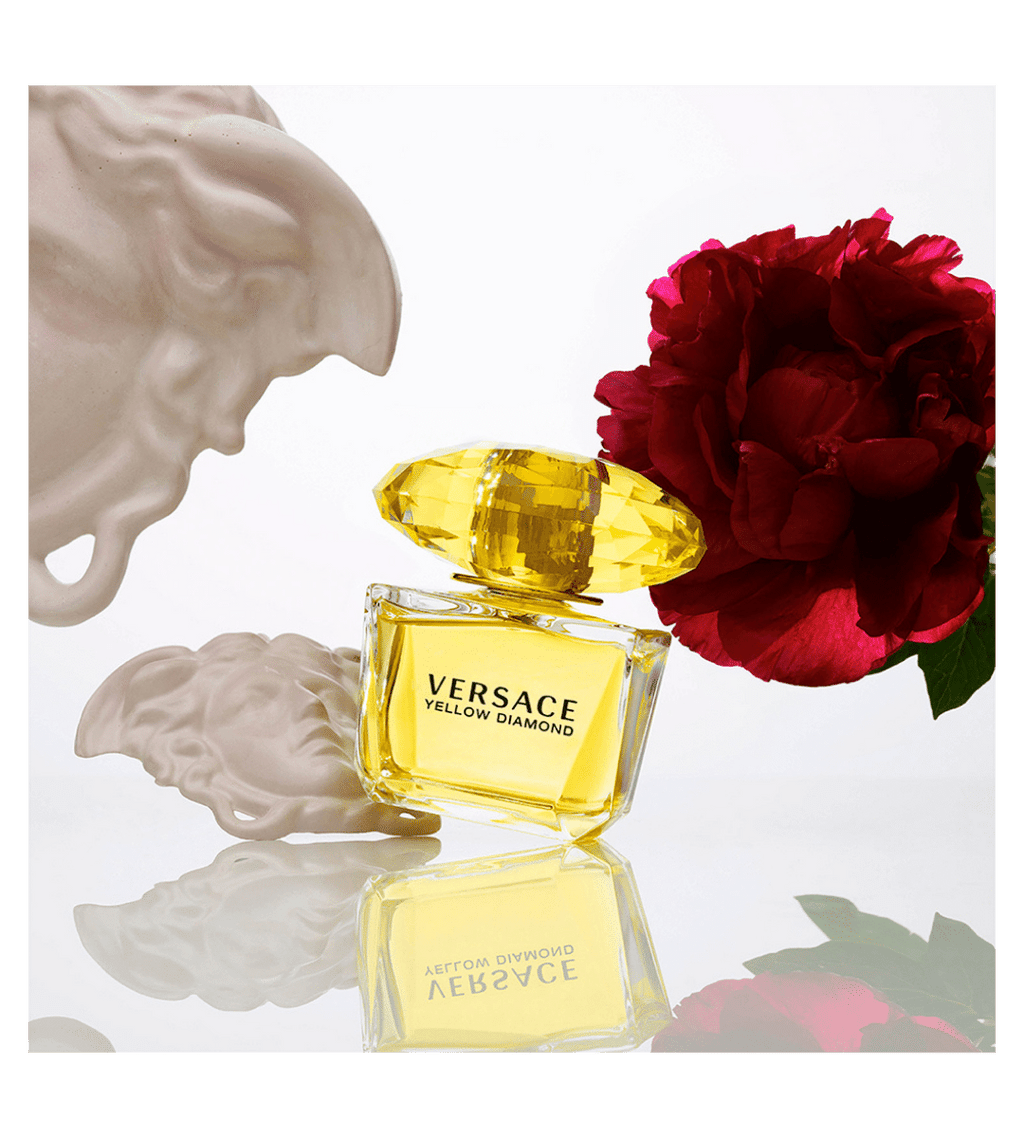 Versace Yellow Diamond Intense Eau de Parfum